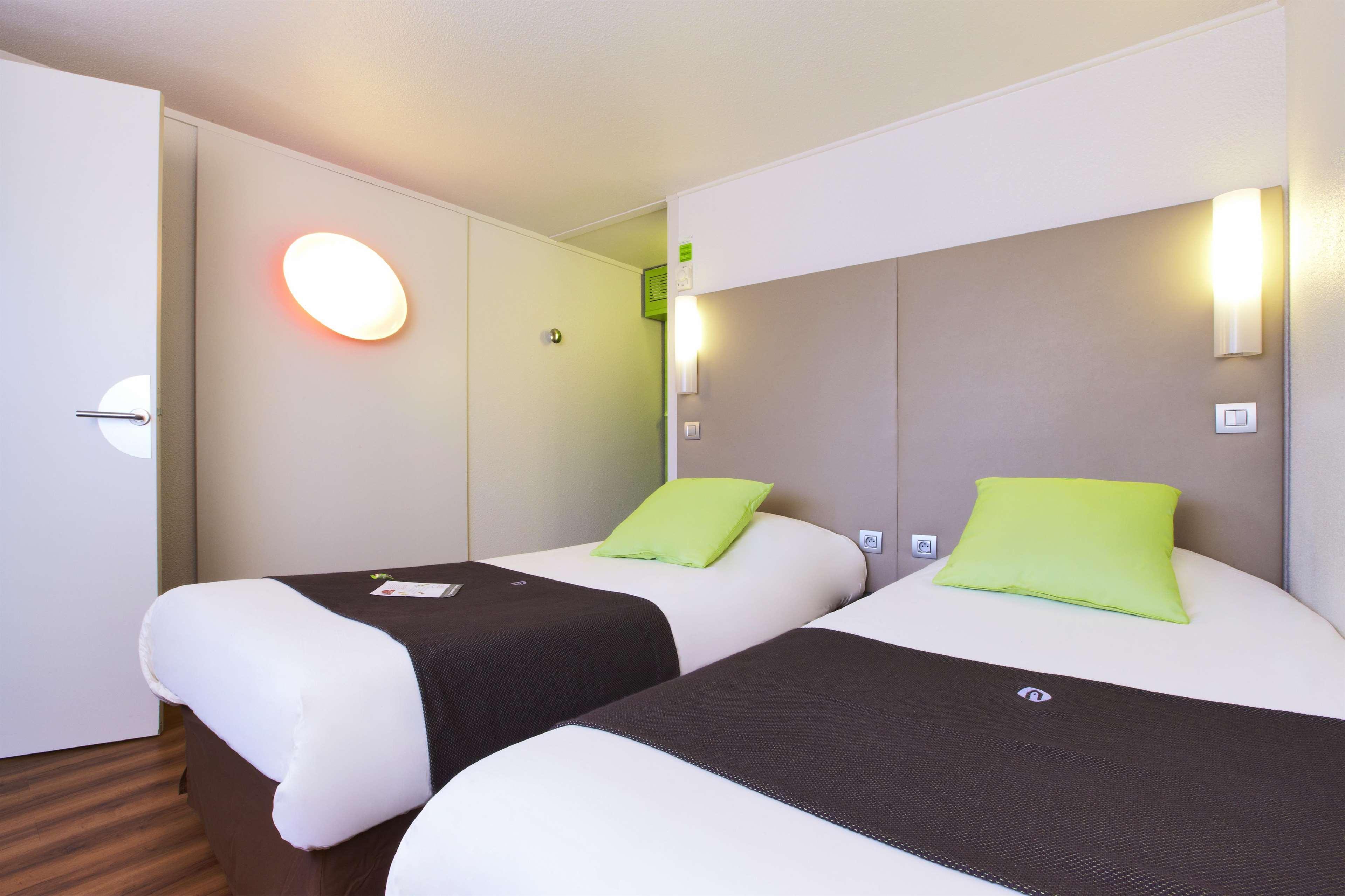 Campanile Beziers A9/A75 Hotel Exterior photo
