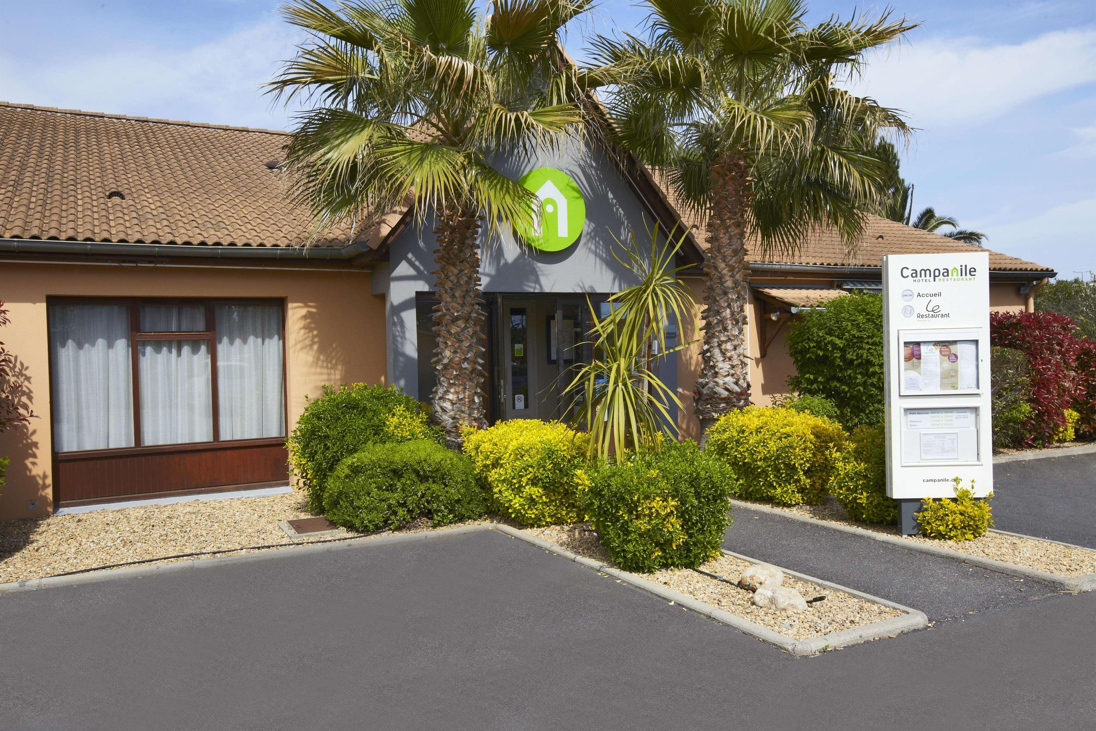 Campanile Beziers A9/A75 Hotel Exterior photo