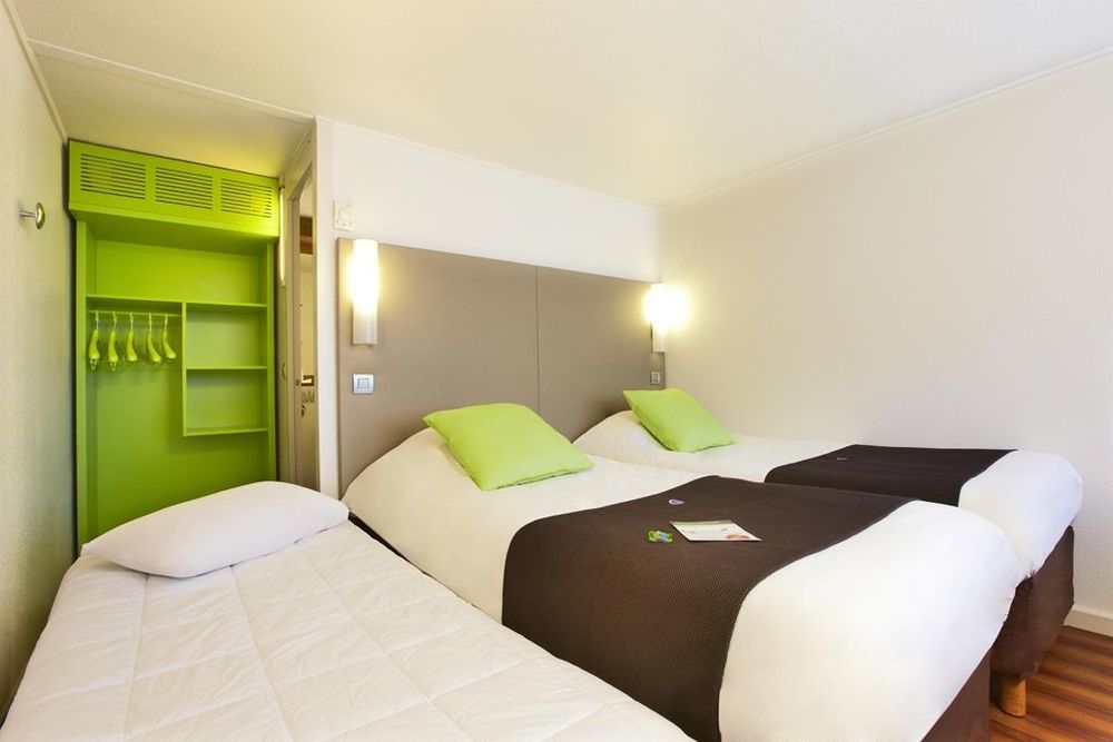 Campanile Beziers A9/A75 Hotel Room photo