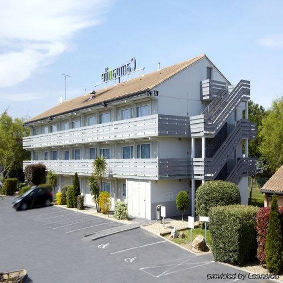 Campanile Beziers A9/A75 Hotel Exterior photo